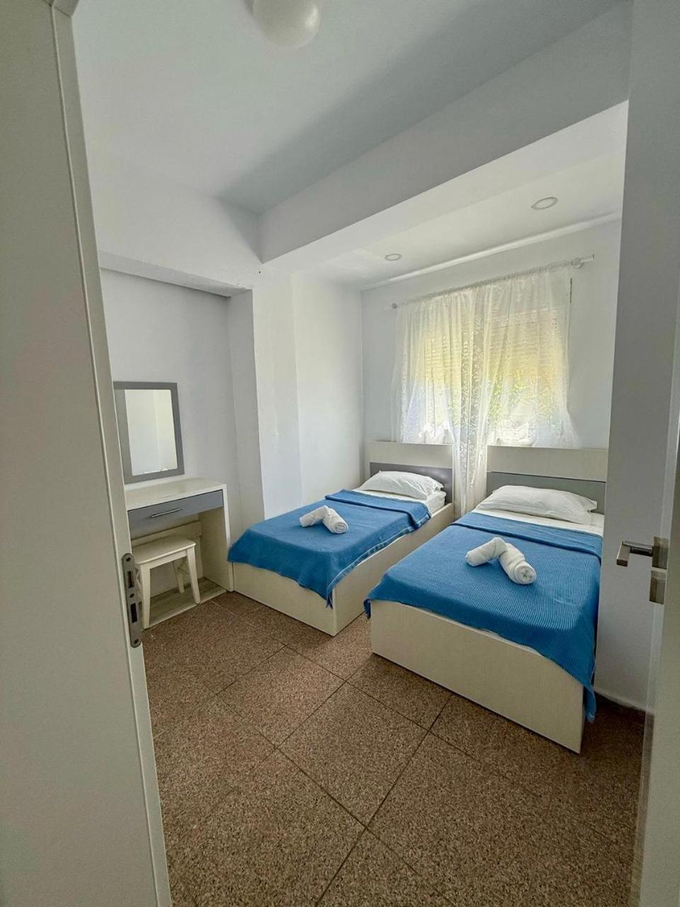 Hotel Stolis Himarë Eksteriør billede
