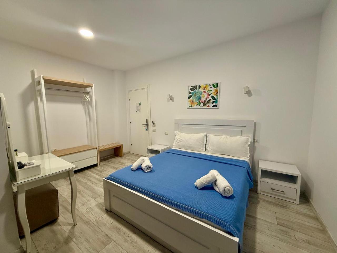 Hotel Stolis Himarë Eksteriør billede